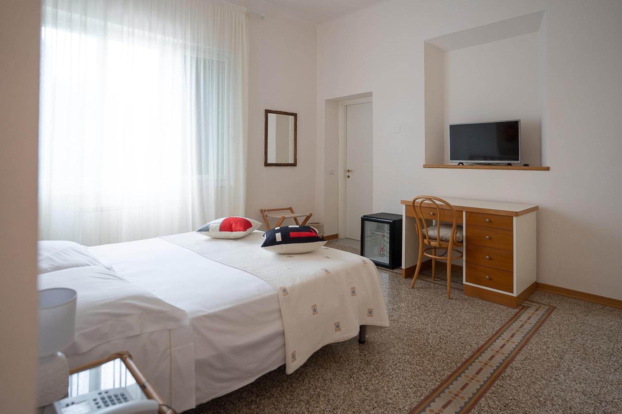 Hotel Bellonda Форте-дей-Мармі Екстер'єр фото
